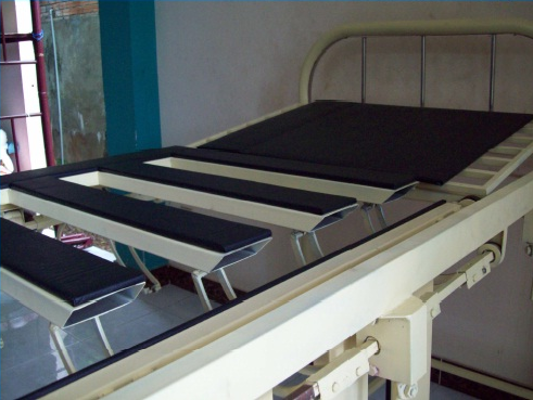 Công nghệ sản xuất giường cho người bại liệt